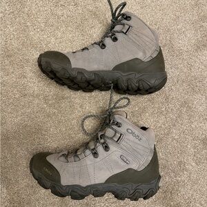 Women’s Oboz Bridger Mid - Gray Hiking Boots - Size 7.5